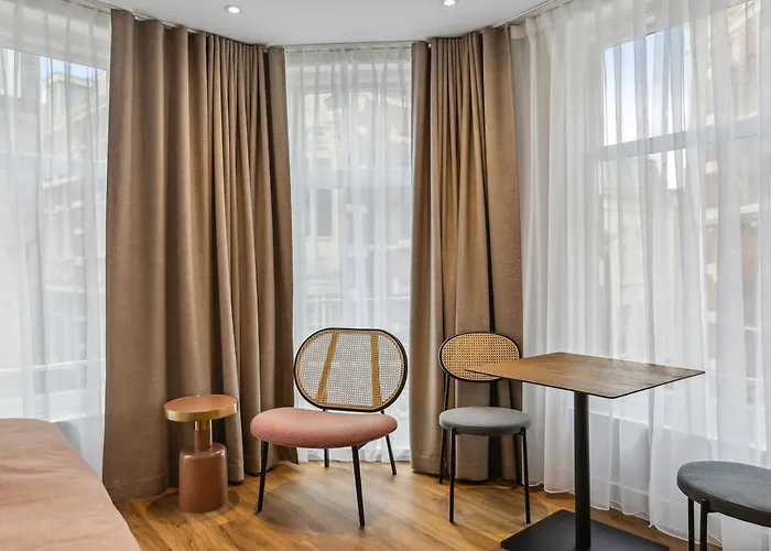 Hotel apartamentowy Limehome Nieuwstraat