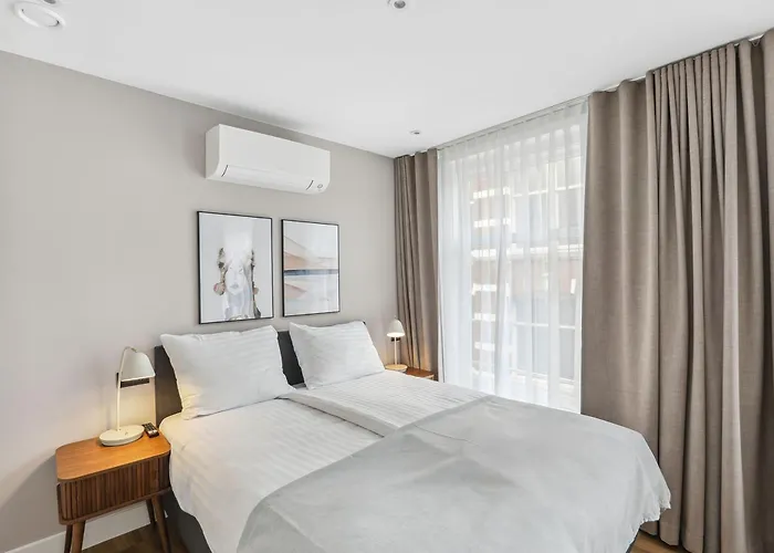 Limehome Nieuwstraat 3*